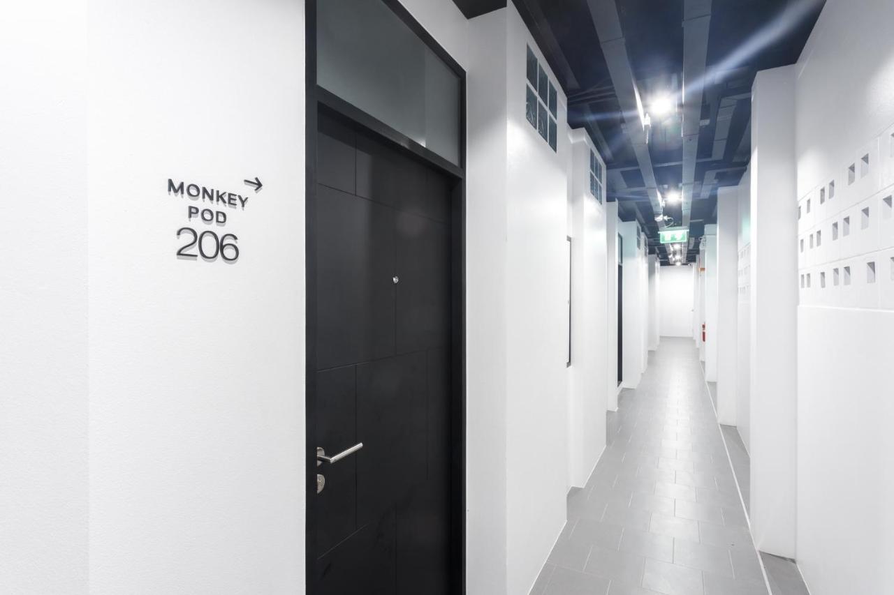 Blu Monkey Hub & Hotel Ранонг Екстер'єр фото